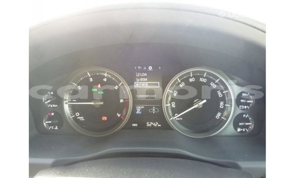 Acheter Import Voiture Toyota Land Cruiser Blanc à Import - Dubai, Îles Agalega Acheter Import Voiture Toyota Land Cruiser Blanc à Import - Dubai, Îles Agalega