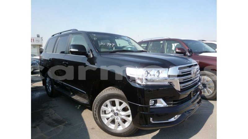 Big with watermark toyota land cruiser agalega islands import dubai 3325