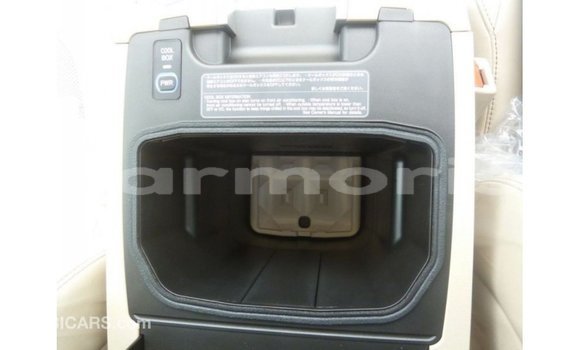 Acheter Import Voiture Toyota Land Cruiser Noir à Import - Dubai, Îles Agalega Acheter Import Voiture Toyota Land Cruiser Noir à Import - Dubai, Îles Agalega