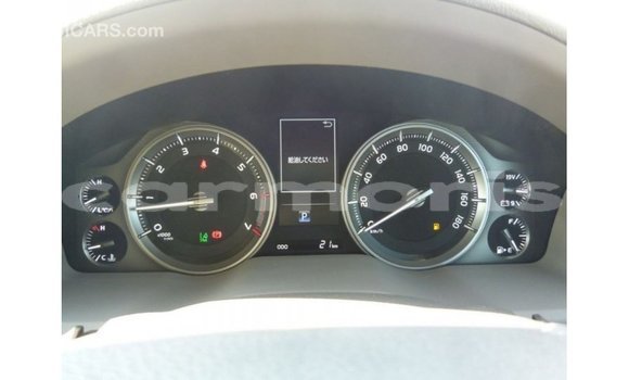 Buy Import Toyota Land Cruiser White Car in Import - Dubai in Agalega Islands Buy Import Toyota Land Cruiser White Car in Import - Dubai in Agalega Islands