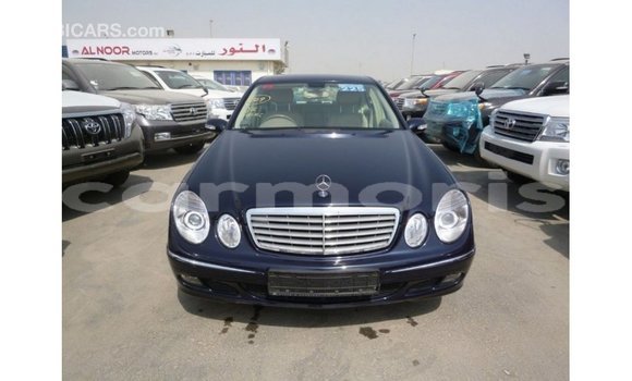 Acheter Import Voiture Mercedes-Benz 200 Bleu à Import - Dubai, Îles Agalega Acheter Import Voiture Mercedes-Benz 200 Bleu à Import - Dubai, Îles Agalega
