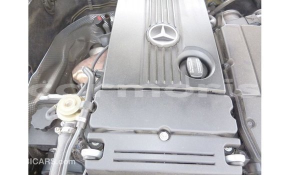 Acheter Import Voiture Mercedes-Benz 200 Bleu à Import - Dubai, Îles Agalega Acheter Import Voiture Mercedes-Benz 200 Bleu à Import - Dubai, Îles Agalega