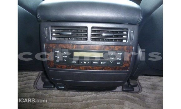 Acheter Import Voiture Toyota Land Cruiser Blanc à Import - Dubai, Îles Agalega Acheter Import Voiture Toyota Land Cruiser Blanc à Import - Dubai, Îles Agalega