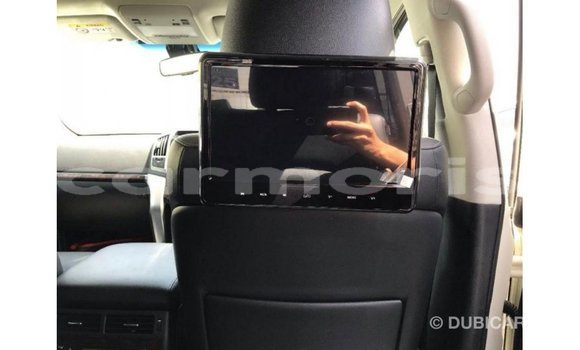 Buy Import Toyota Land Cruiser White Car in Import - Dubai in Agalega Islands Buy Import Toyota Land Cruiser White Car in Import - Dubai in Agalega Islands