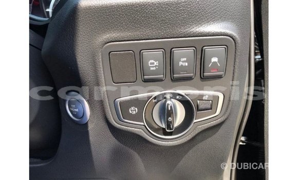 Acheter Import Voiture Mercedes-Benz 250 Noir à Import - Dubai, Îles Agalega Acheter Import Voiture Mercedes-Benz 250 Noir à Import - Dubai, Îles Agalega