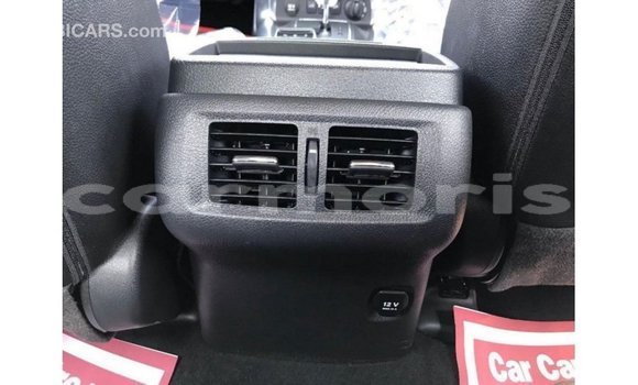 Acheter Import Voiture Mercedes-Benz 250 Noir à Import - Dubai, Îles Agalega Acheter Import Voiture Mercedes-Benz 250 Noir à Import - Dubai, Îles Agalega