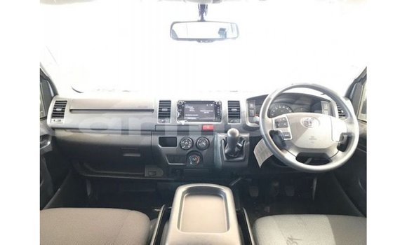 Buy Import Toyota Hiace White Car in Import - Dubai in Agalega Islands Buy Import Toyota Hiace White Car in Import - Dubai in Agalega Islands