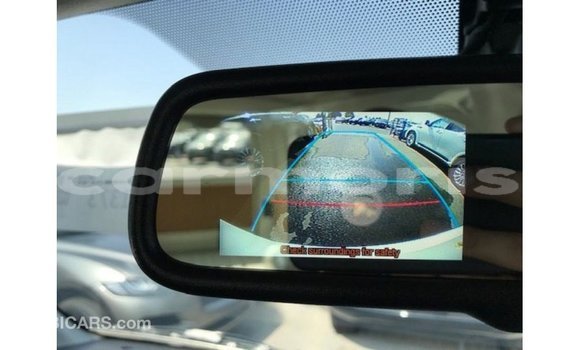 Buy Import Toyota Hiace White Car in Import - Dubai in Agalega Islands Buy Import Toyota Hiace White Car in Import - Dubai in Agalega Islands