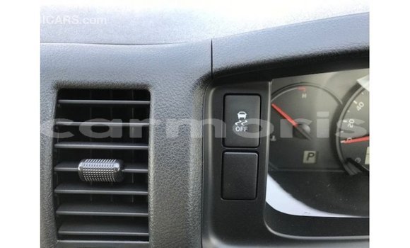 Buy Import Toyota Hiace White Car in Import - Dubai in Agalega Islands Buy Import Toyota Hiace White Car in Import - Dubai in Agalega Islands