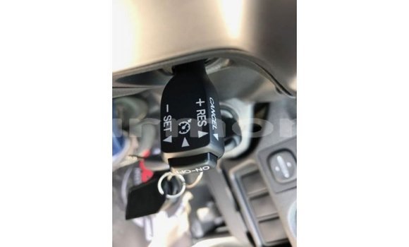 Buy Import Toyota Hiace White Car in Import - Dubai in Agalega Islands Buy Import Toyota Hiace White Car in Import - Dubai in Agalega Islands