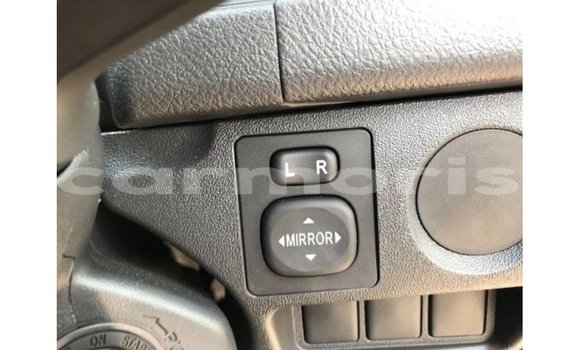 Buy Import Toyota Hiace White Car in Import - Dubai in Agalega Islands Buy Import Toyota Hiace White Car in Import - Dubai in Agalega Islands