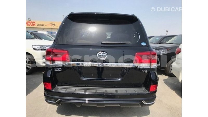 Big with watermark toyota land cruiser agalega islands import dubai 3349
