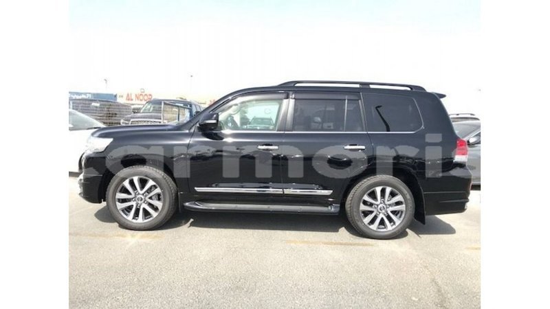 Big with watermark toyota land cruiser agalega islands import dubai 3349