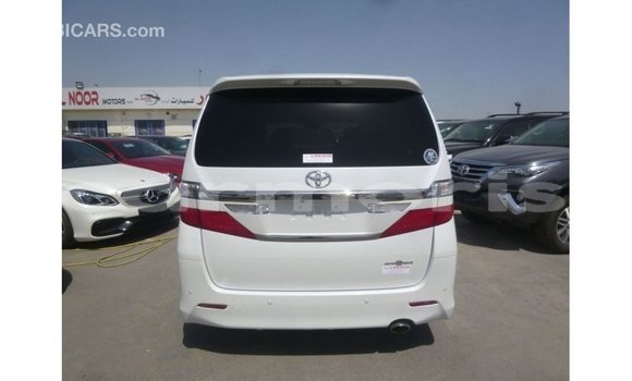 Acheter Import Voiture Toyota Vellfire Blanc à Import - Dubai, Îles Agalega Acheter Import Voiture Toyota Vellfire Blanc à Import - Dubai, Îles Agalega