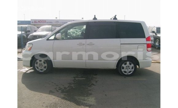 Acheter Import Voiture Toyota Noah Blanc à Import - Dubai, Îles Agalega Acheter Import Voiture Toyota Noah Blanc à Import - Dubai, Îles Agalega