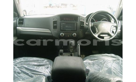 Buy Import Mitsubishi Pajero Black Car in Import - Dubai in Agalega Islands Buy Import Mitsubishi Pajero Black Car in Import - Dubai in Agalega Islands