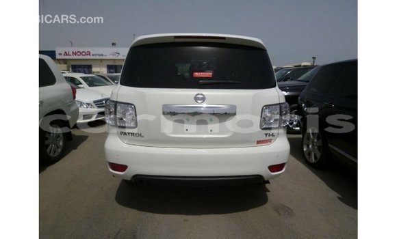Acheter Import Voiture Nissan Patrol Blanc à Import - Dubai, Îles Agalega Acheter Import Voiture Nissan Patrol Blanc à Import - Dubai, Îles Agalega