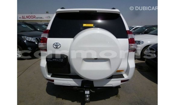 Acheter Import Voiture Toyota Prado Blanc à Import - Dubai, Îles Agalega Acheter Import Voiture Toyota Prado Blanc à Import - Dubai, Îles Agalega