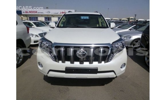 Acheter Import Voiture Toyota Prado Blanc à Import - Dubai, Îles Agalega Acheter Import Voiture Toyota Prado Blanc à Import - Dubai, Îles Agalega