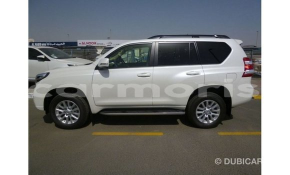 Acheter Import Voiture Toyota Prado Blanc à Import - Dubai, Îles Agalega Acheter Import Voiture Toyota Prado Blanc à Import - Dubai, Îles Agalega