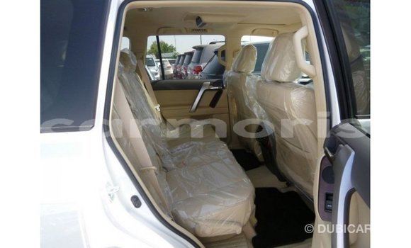 Acheter Import Voiture Toyota Prado Blanc à Import - Dubai, Îles Agalega Acheter Import Voiture Toyota Prado Blanc à Import - Dubai, Îles Agalega