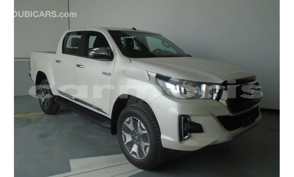 Acheter Import Voiture Toyota Hilux Blanc à Import - Dubai, Îles Agalega Acheter Import Voiture Toyota Hilux Blanc à Import - Dubai, Îles Agalega