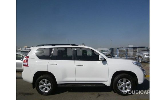 Acheter Import Voiture Toyota Prado Blanc à Import - Dubai, Îles Agalega Acheter Import Voiture Toyota Prado Blanc à Import - Dubai, Îles Agalega
