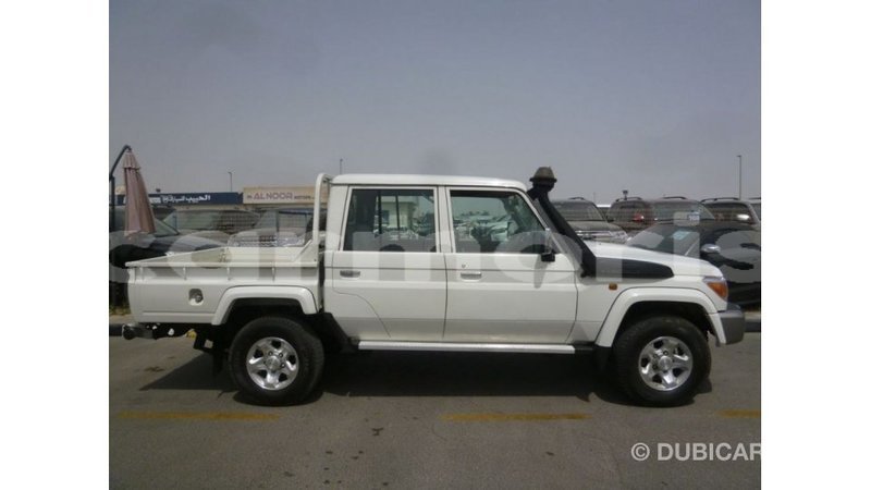 Big with watermark toyota land cruiser agalega islands import dubai 3398