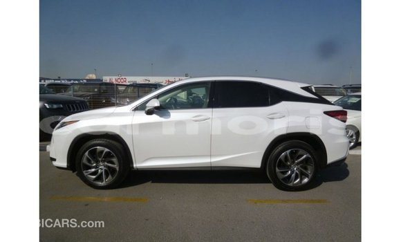 Acheter Import Voiture Lexus RX 350 Blanc à Import - Dubai, Îles Agalega Acheter Import Voiture Lexus RX 350 Blanc à Import - Dubai, Îles Agalega
