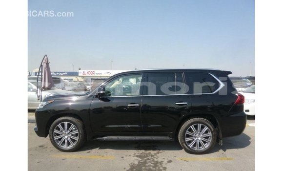 Acheter Import Voiture Lexus LX Noir à Import - Dubai, Îles Agalega Acheter Import Voiture Lexus LX Noir à Import - Dubai, Îles Agalega