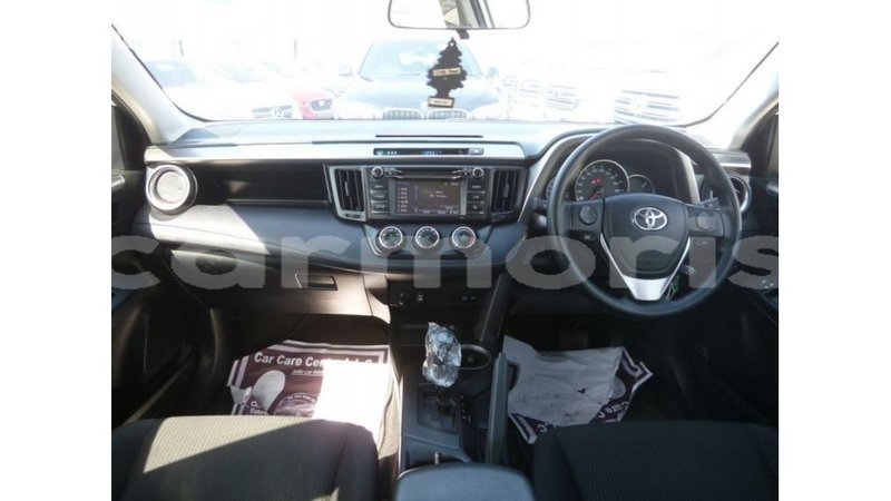 Big with watermark toyota hiace agalega islands import dubai 3419