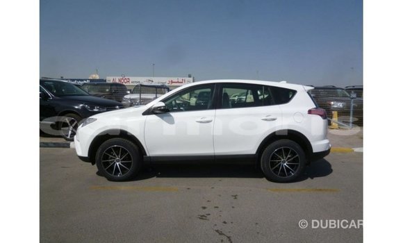 Acheter Import Utilitaire Toyota HiAce Blanc à Import - Dubai, Îles Agalega Acheter Import Utilitaire Toyota HiAce Blanc à Import - Dubai, Îles Agalega