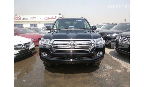 Acheter Import Voiture Toyota Land Cruiser Noir à Import - Dubai, Îles Agalega Acheter Import Voiture Toyota Land Cruiser Noir à Import - Dubai, Îles Agalega