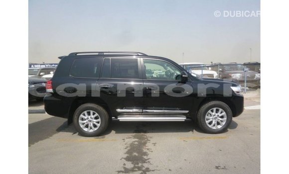 Acheter Import Voiture Toyota Land Cruiser Noir à Import - Dubai, Îles Agalega Acheter Import Voiture Toyota Land Cruiser Noir à Import - Dubai, Îles Agalega