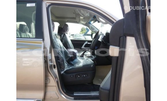 Buy Import Toyota Land Cruiser Other Car in Import - Dubai in Agalega Islands Buy Import Toyota Land Cruiser Other Car in Import - Dubai in Agalega Islands