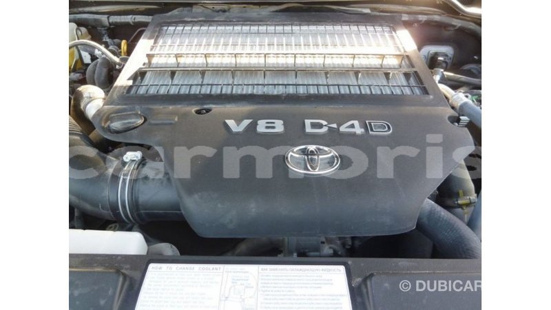 Big with watermark toyota land cruiser agalega islands import dubai 3426