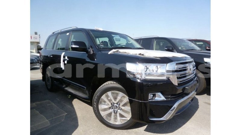 Big with watermark toyota land cruiser agalega islands import dubai 3429