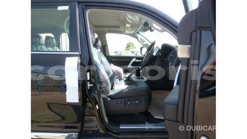 Big with watermark toyota land cruiser agalega islands import dubai 3429