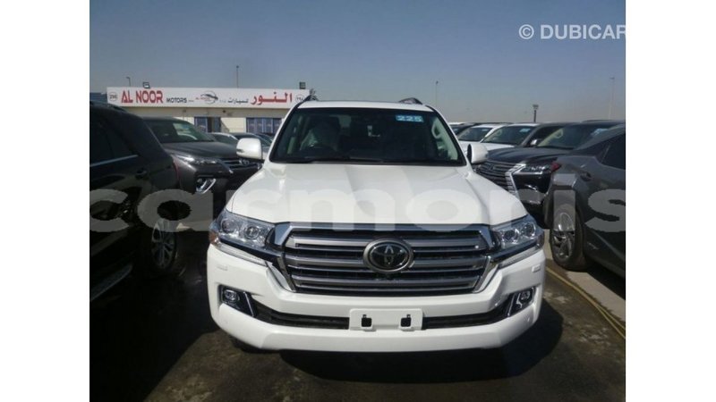 Big with watermark toyota land cruiser agalega islands import dubai 3430