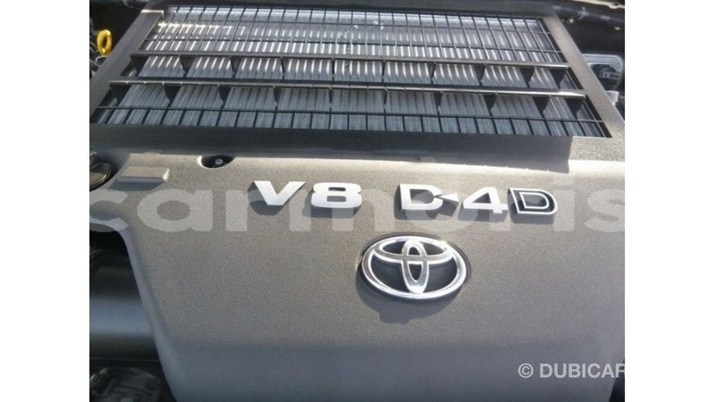 Big with watermark toyota land cruiser agalega islands import dubai 3430