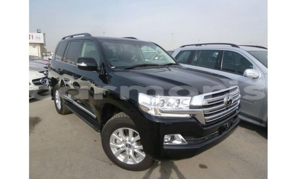 Acheter Import Voiture Toyota Land Cruiser Noir à Import - Dubai, Îles Agalega Acheter Import Voiture Toyota Land Cruiser Noir à Import - Dubai, Îles Agalega