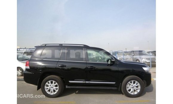Acheter Import Voiture Toyota Land Cruiser Noir à Import - Dubai, Îles Agalega Acheter Import Voiture Toyota Land Cruiser Noir à Import - Dubai, Îles Agalega