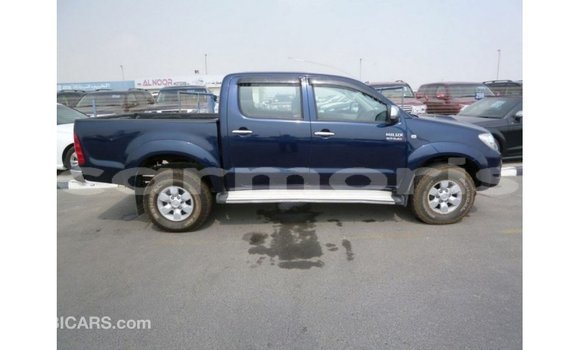 Buy Import Toyota Hilux Blue Car in Import - Dubai in Agalega Islands Buy Import Toyota Hilux Blue Car in Import - Dubai in Agalega Islands