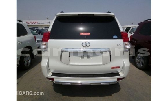 Acheter Import Voiture Toyota Prado Blanc à Import - Dubai, Îles Agalega Acheter Import Voiture Toyota Prado Blanc à Import - Dubai, Îles Agalega