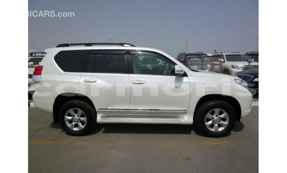 Acheter Import Voiture Toyota Prado Blanc à Import - Dubai, Îles Agalega Acheter Import Voiture Toyota Prado Blanc à Import - Dubai, Îles Agalega