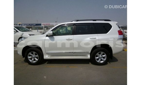 Acheter Import Voiture Toyota Prado Blanc à Import - Dubai, Îles Agalega Acheter Import Voiture Toyota Prado Blanc à Import - Dubai, Îles Agalega