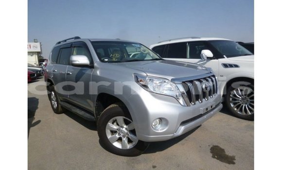 Acheter Import Voiture Toyota Prado Autre à Import - Dubai, Îles Agalega Acheter Import Voiture Toyota Prado Autre à Import - Dubai, Îles Agalega