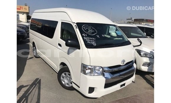 Buy Import Toyota Hiace White Car in Import - Dubai in Agalega Islands Buy Import Toyota Hiace White Car in Import - Dubai in Agalega Islands