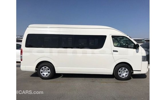 Buy Import Toyota Hiace White Car in Import - Dubai in Agalega Islands Buy Import Toyota Hiace White Car in Import - Dubai in Agalega Islands