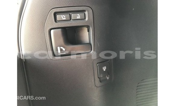 Buy Import Toyota Land Cruiser White Car in Import - Dubai in Agalega Islands Buy Import Toyota Land Cruiser White Car in Import - Dubai in Agalega Islands